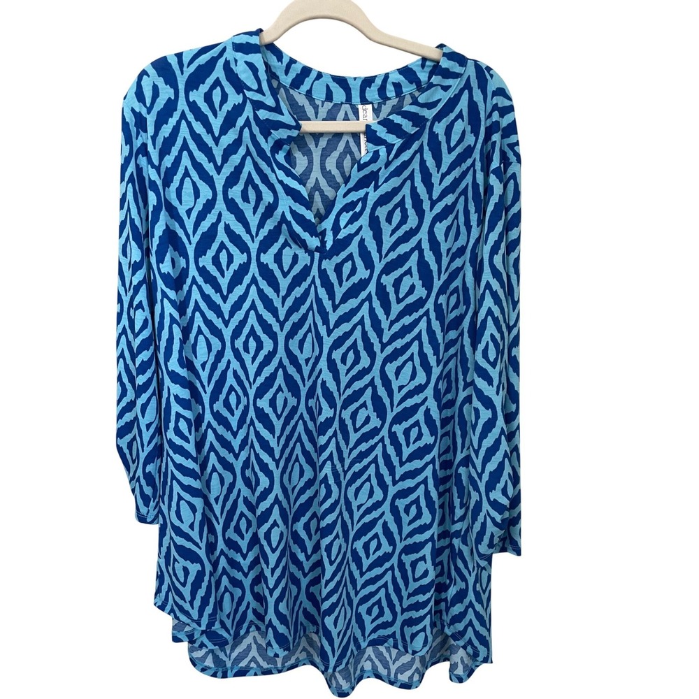 Dear Scarlett Blue Ikat Print Roll Tab Sleeve Tunic Top 3X Stretch Jersey